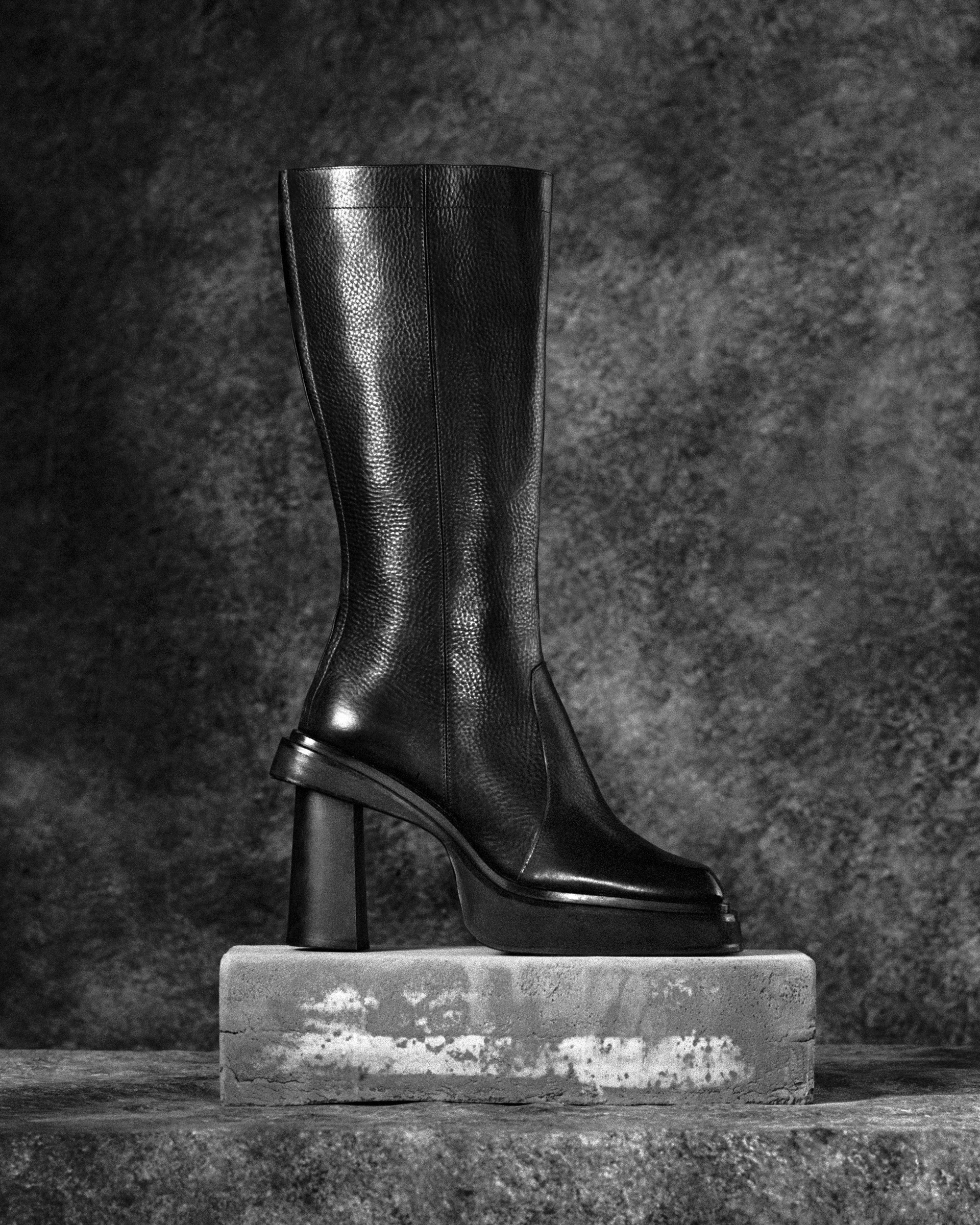 AMI Paris still-life campaign photographed by Valentin Abad. Image 1 of 7.