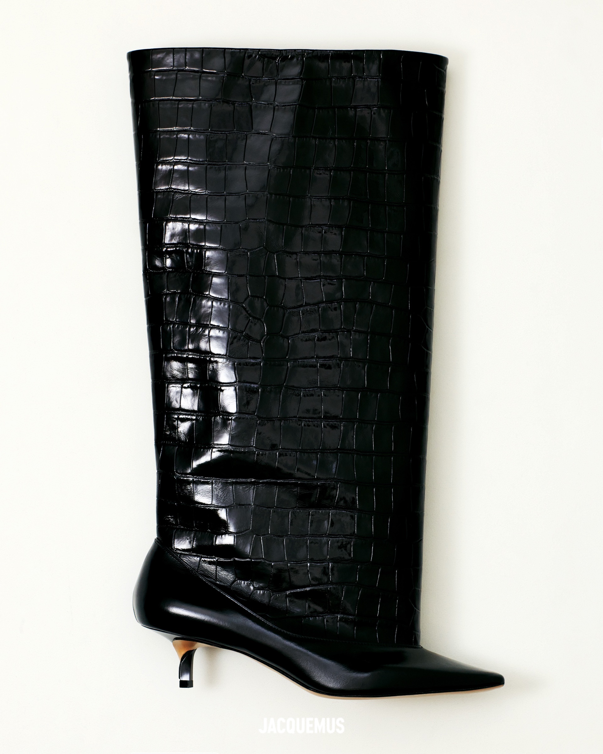Jacquemus still-life campaign photographed by Valentin Abad. Image 8 of 10.