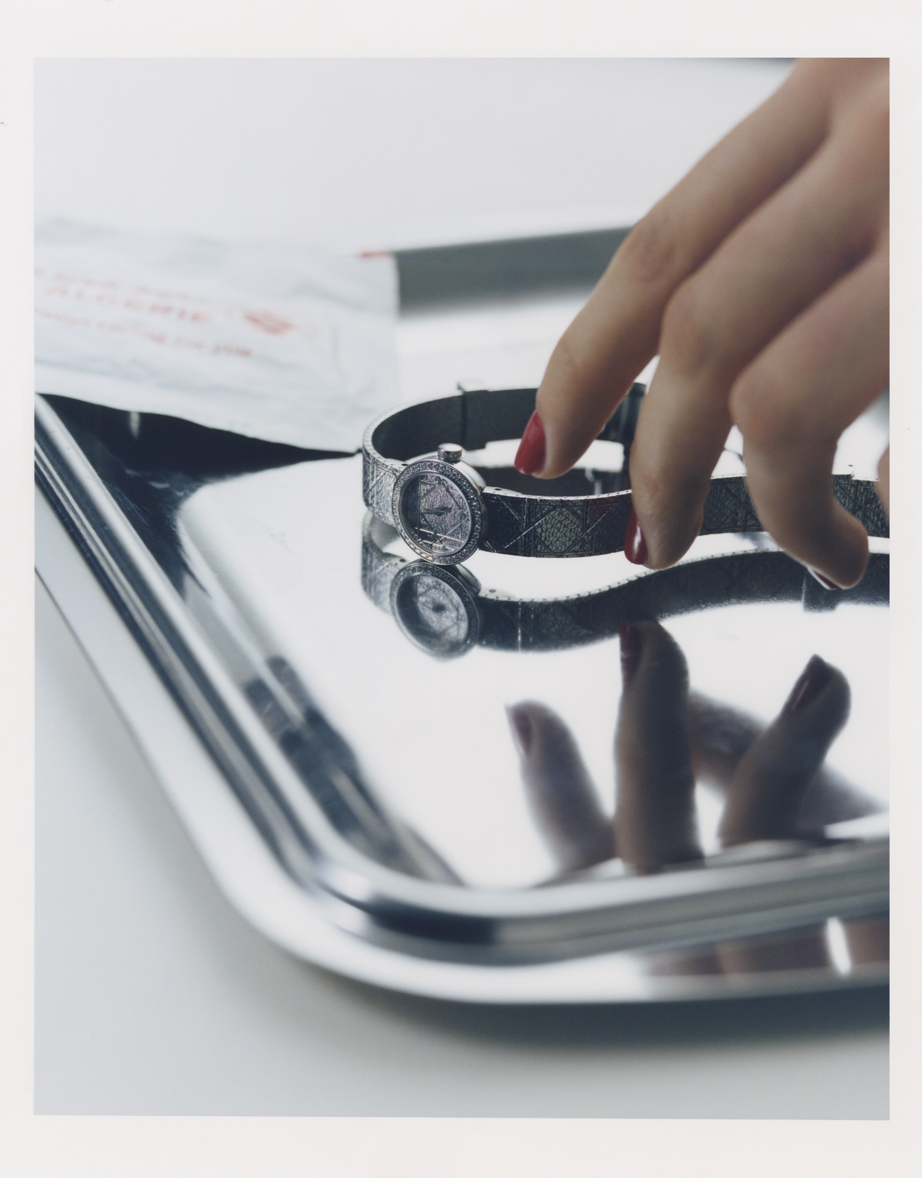 Watch still-life editorial photographed by Valentin Abad for Silhouette. Image 3 of 11.
