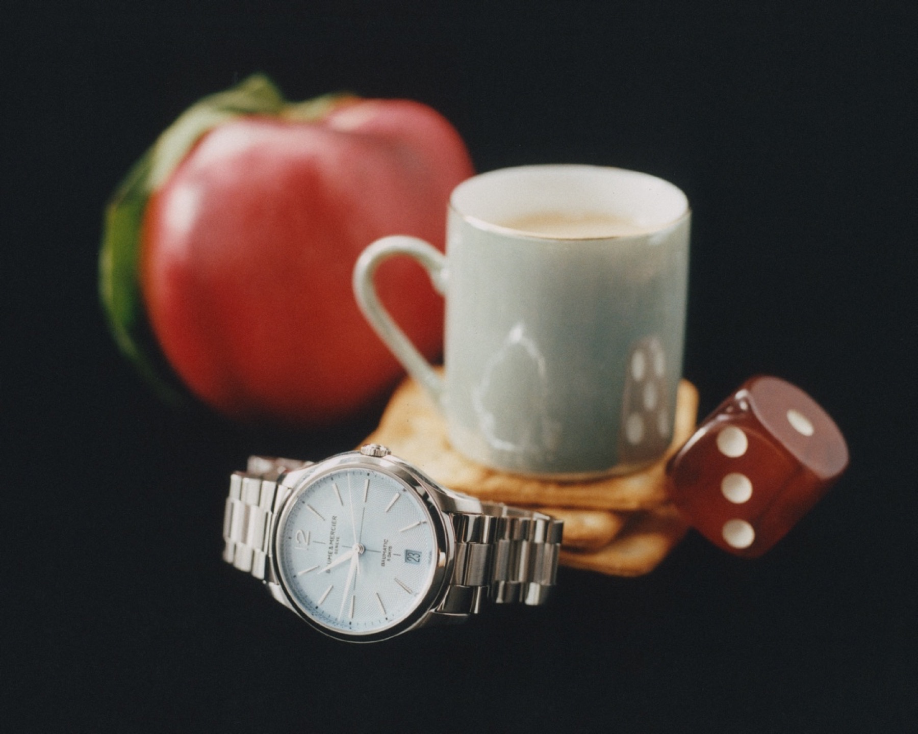 Watch still-life editorial photographed in London by Paris-based photographer Valentin Abad. Image 2 of 16.